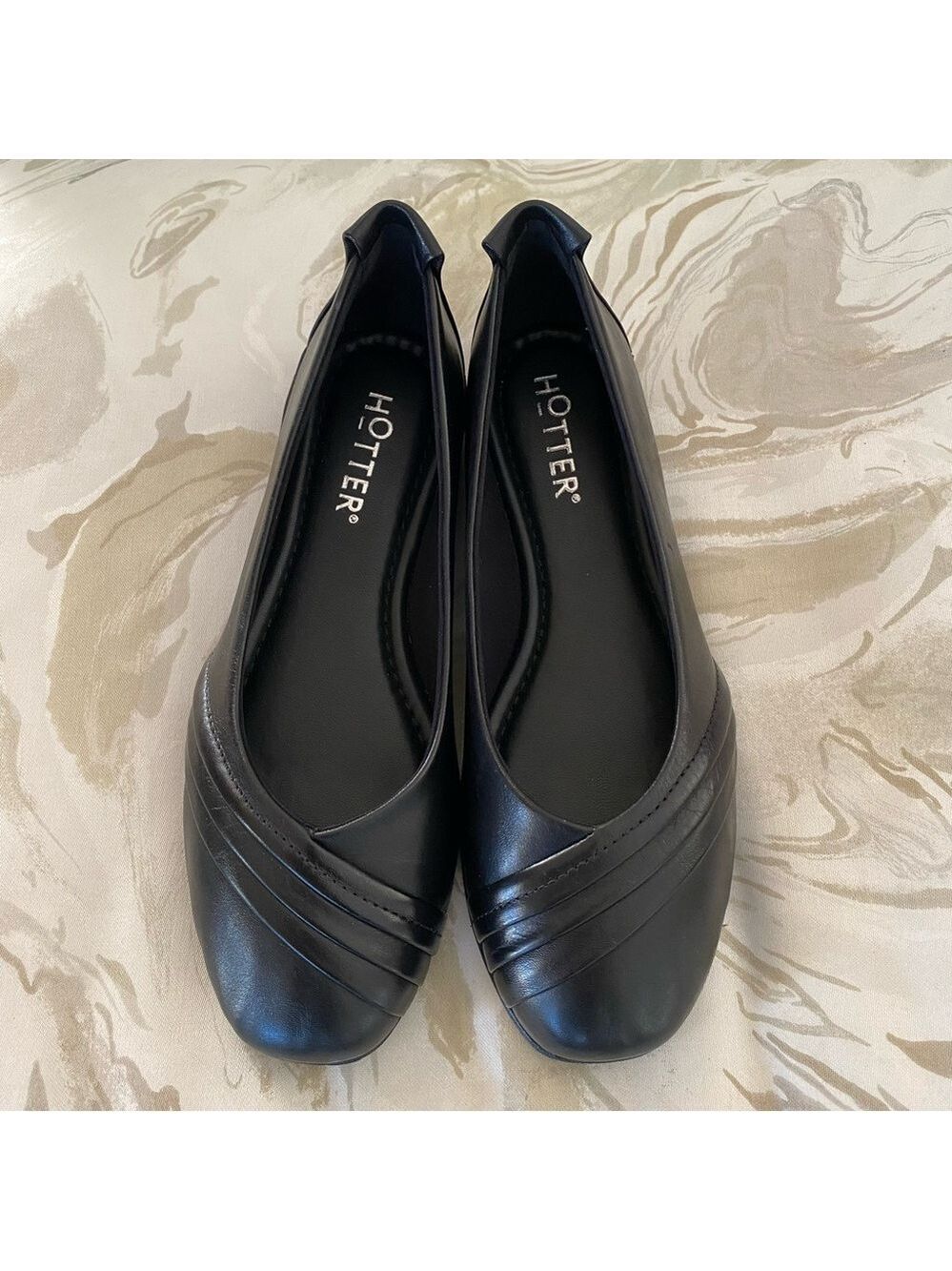 HOTTER London Black Robyn II Leather Casual Slip On Shoes US Size 7 NIB